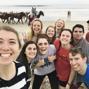 Meet your Posher, Casey